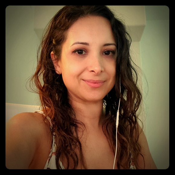 Meet your Posher, Melissa - Picture 1 of 1